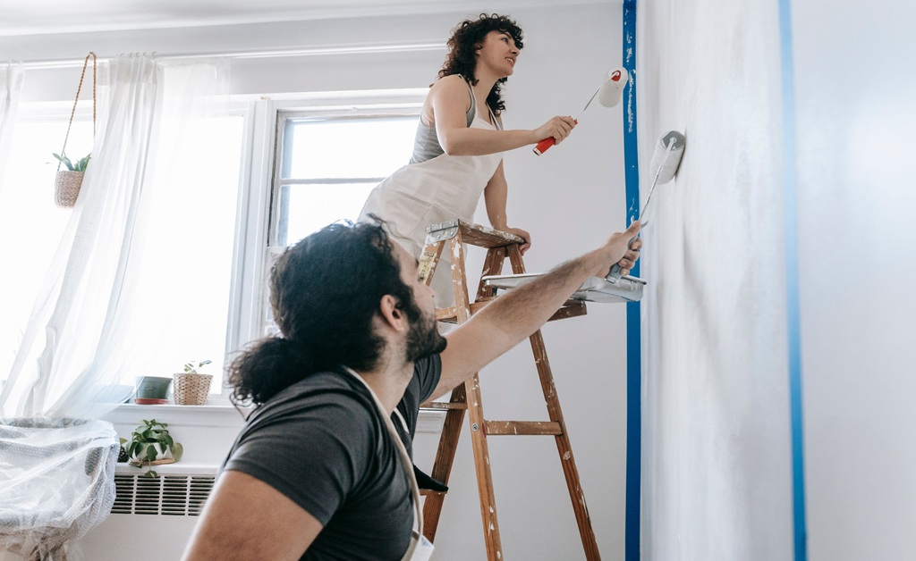 Paint a Rented House? What’s Allowed
